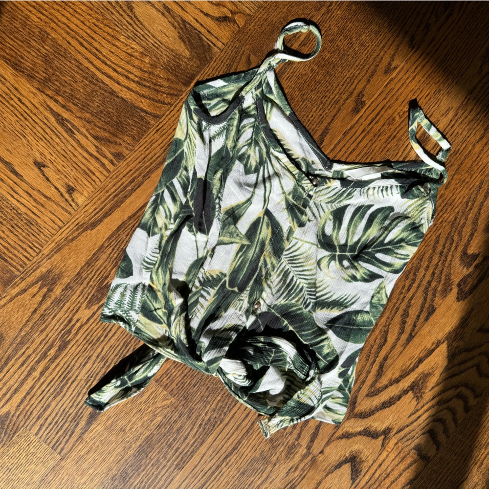 H&M Tie-front crop blouse size 2